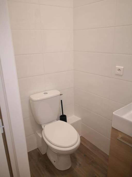 Idealement Place Apartment *